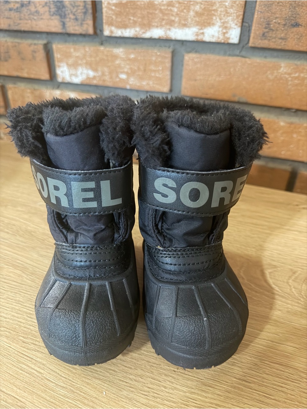 Sorel Kids Black Flurry Winter Snow Boots Size 5